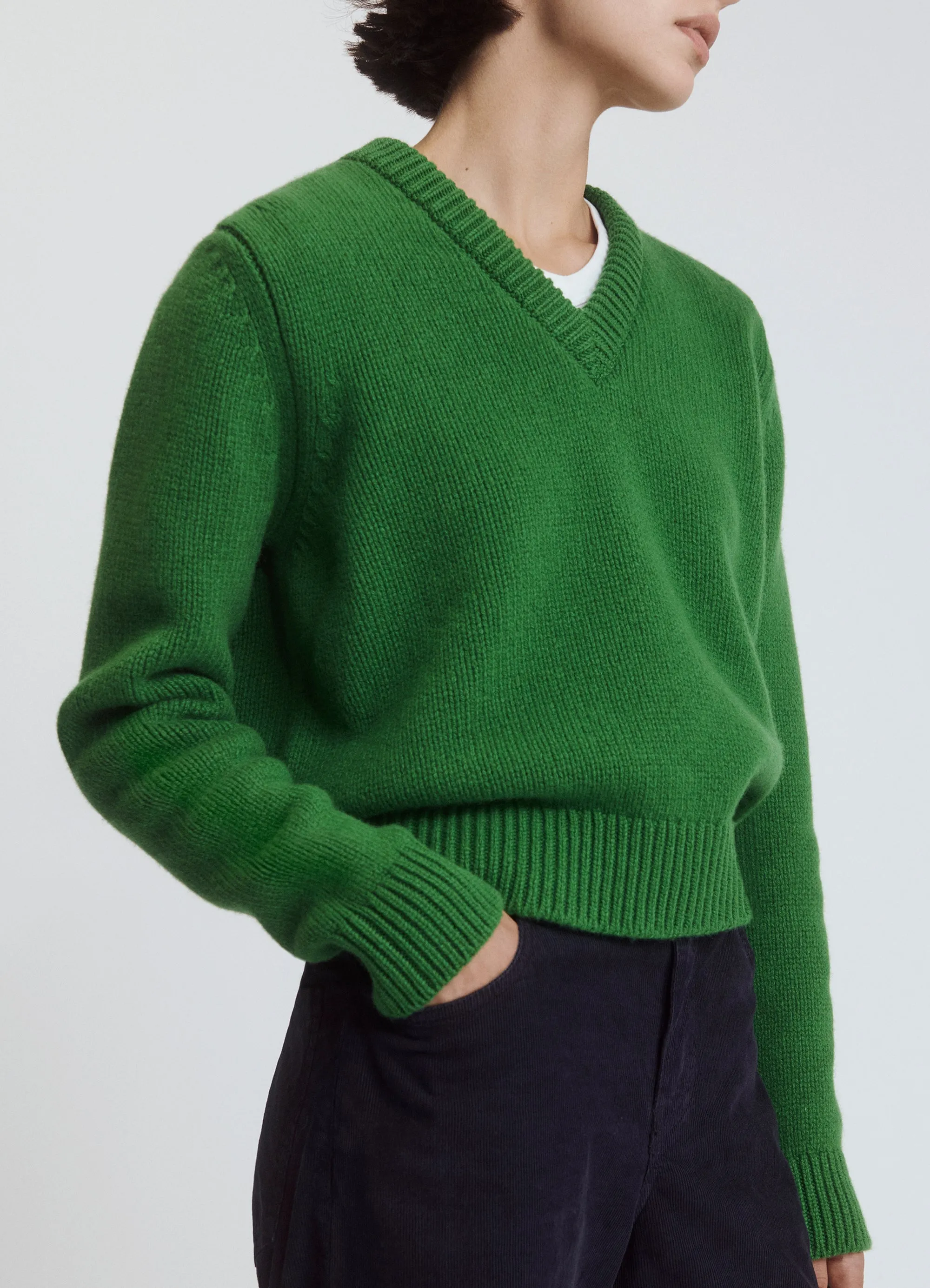 Glenn V-Neck in Green