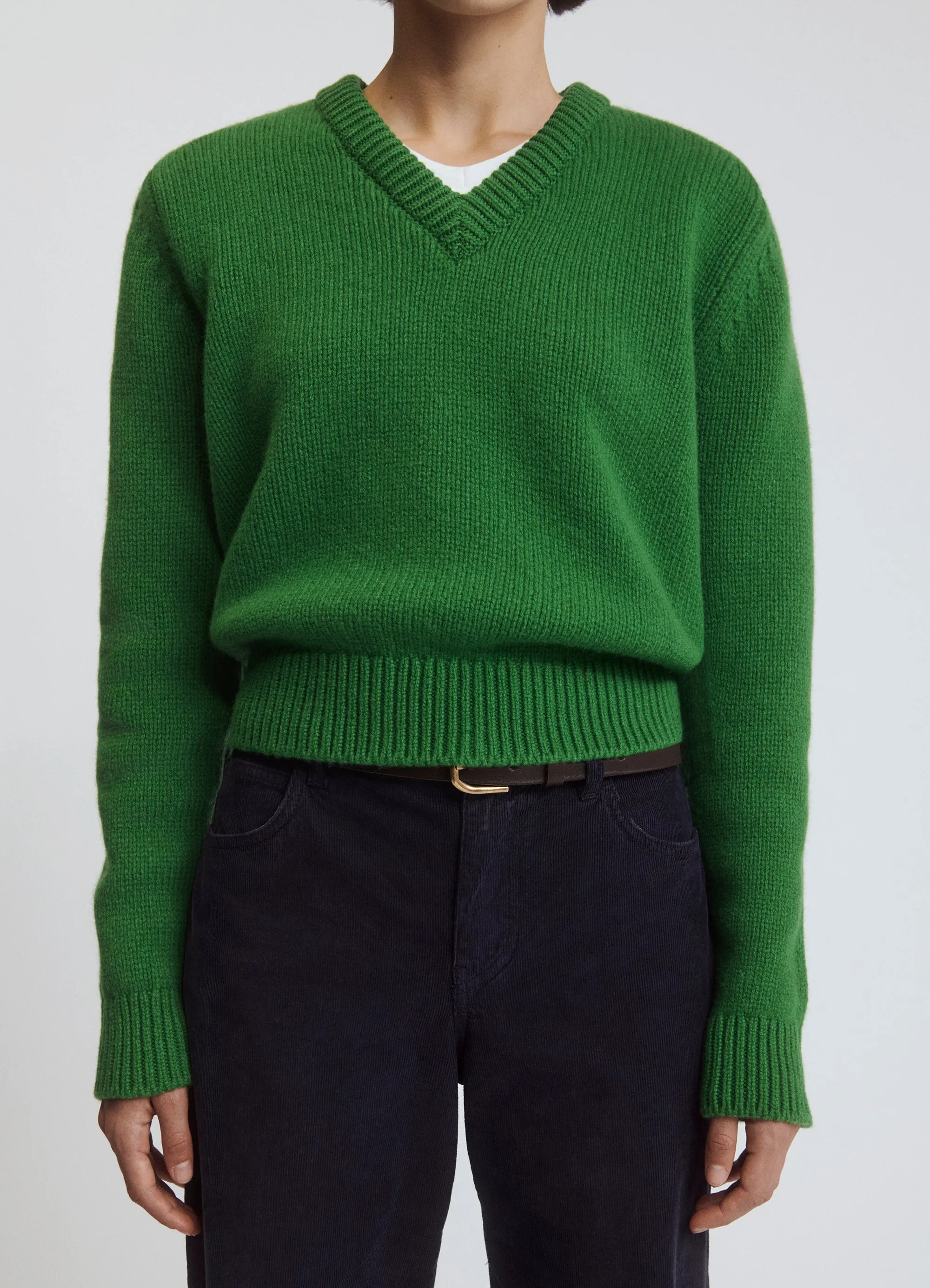 Glenn V-Neck in Green